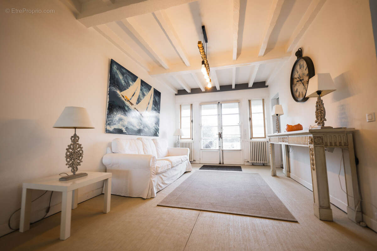 Maison à LE POULIGUEN