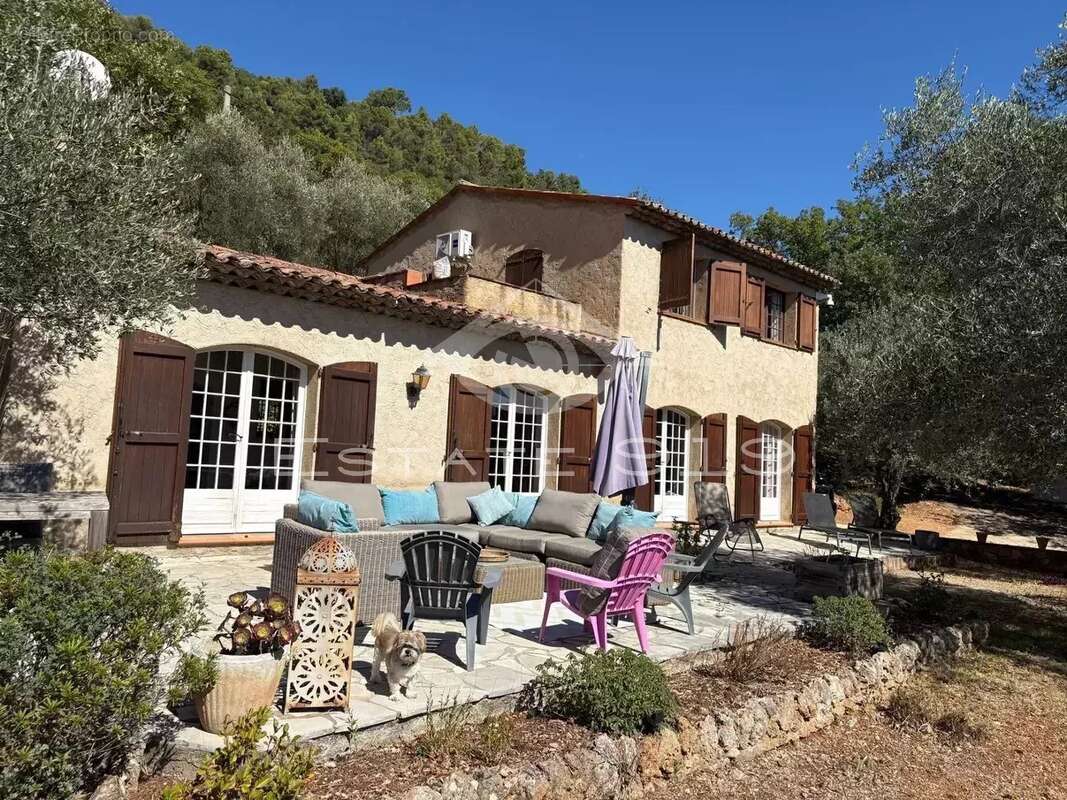 Maison à SPERACEDES