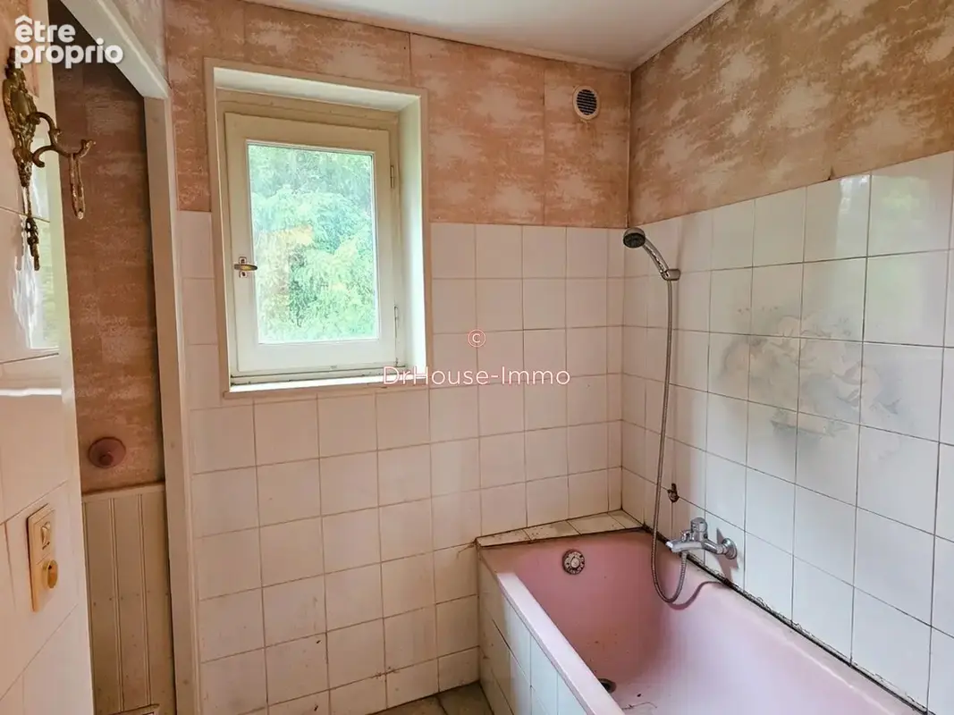 Maison 97 m² à Menetrol  - photo 17