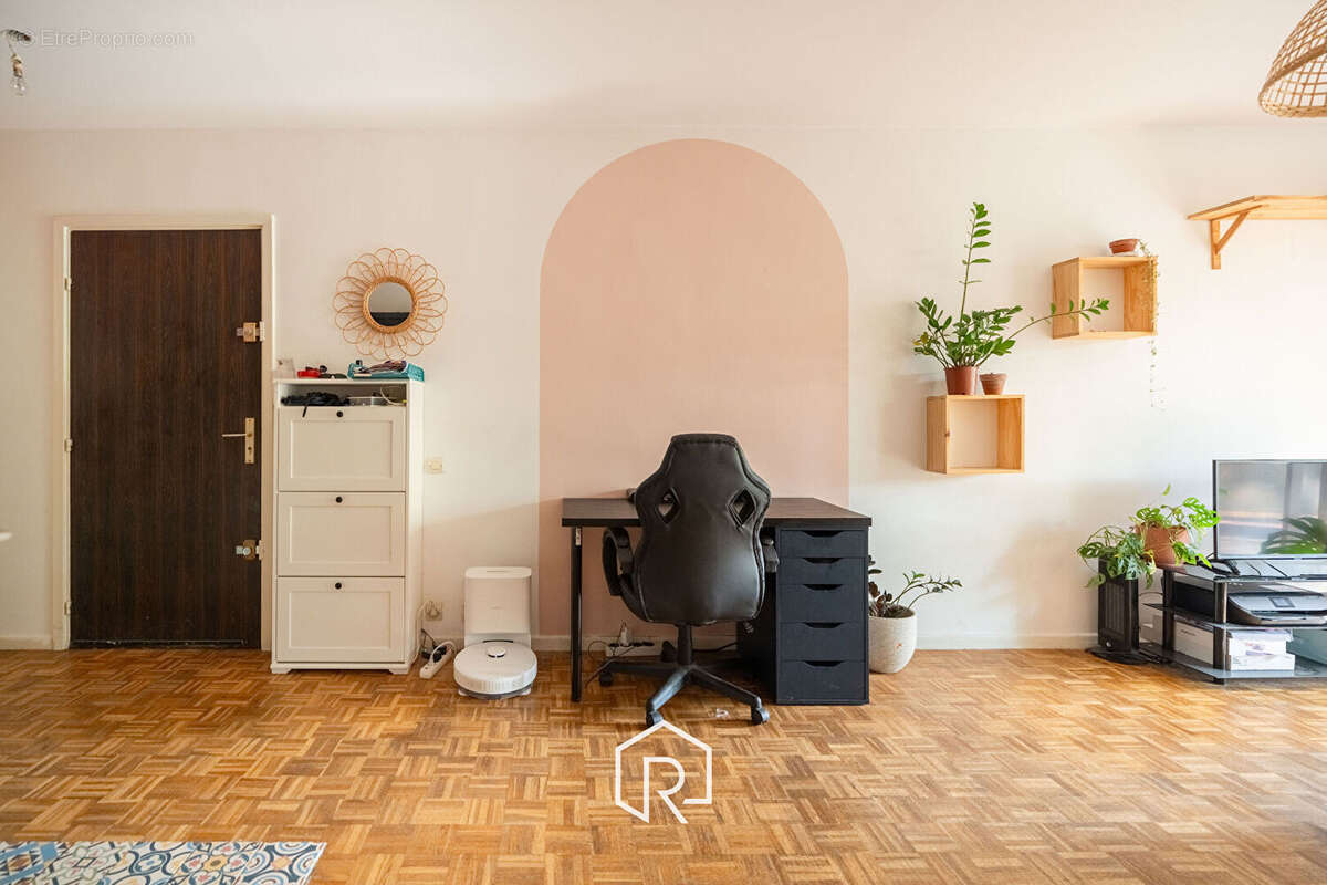 Appartement type 2 saint barnabe centre - photo 5