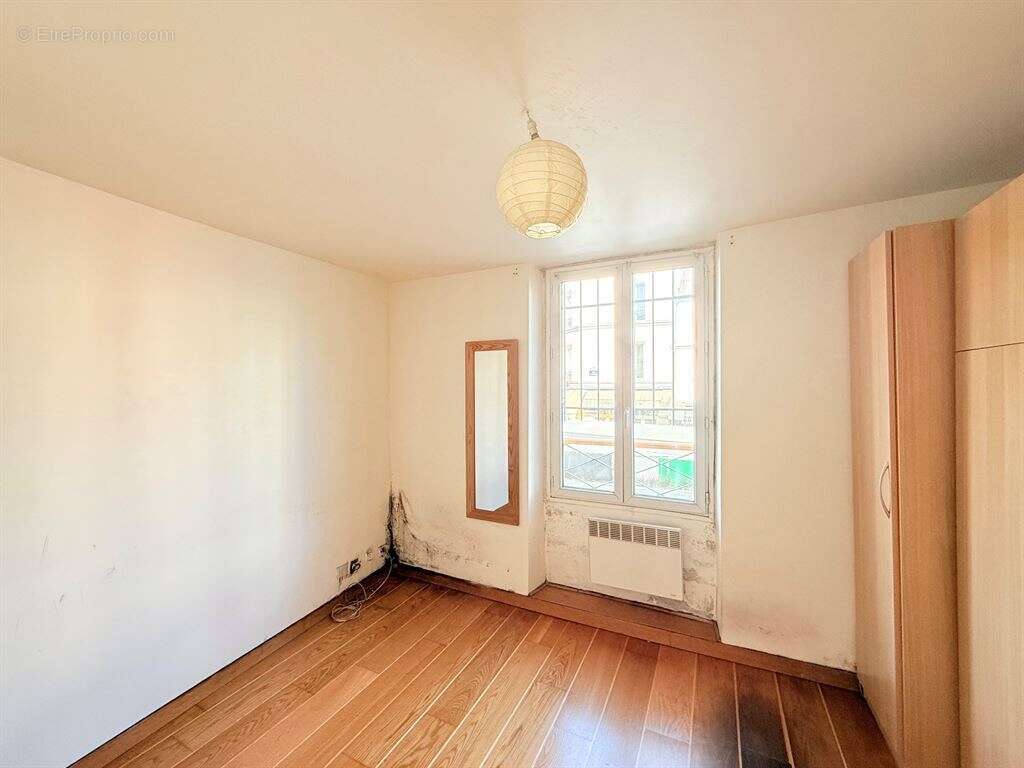 Appartement à PARIS-20E