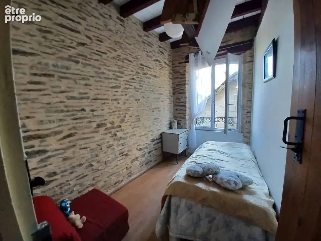 A vendre dans l'Indre, une belle villa avec gîte et jardin. - photo 25