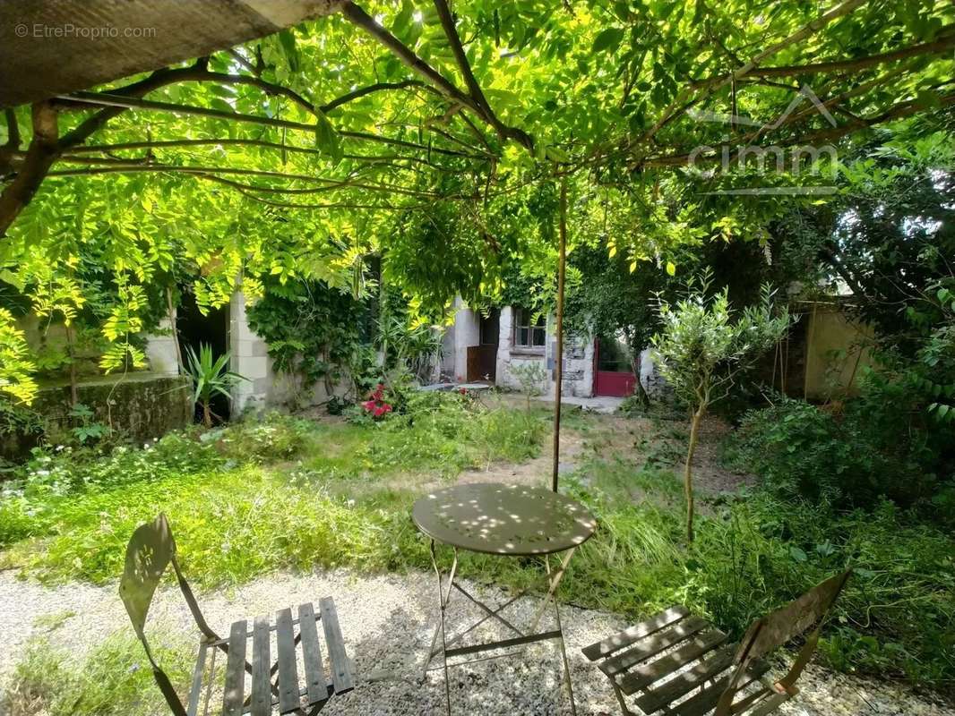 Maison à LES PONTS-DE-CE