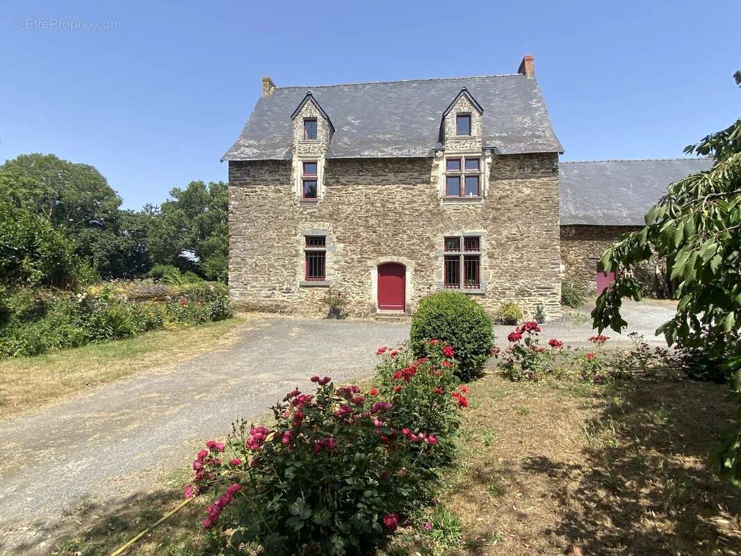 Charmant manoir restauré en Mayenne - photo 21