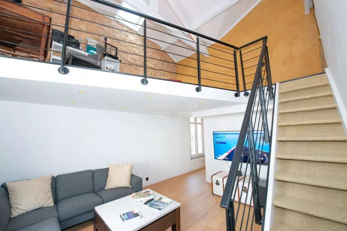 Appartement à LE CANNET
