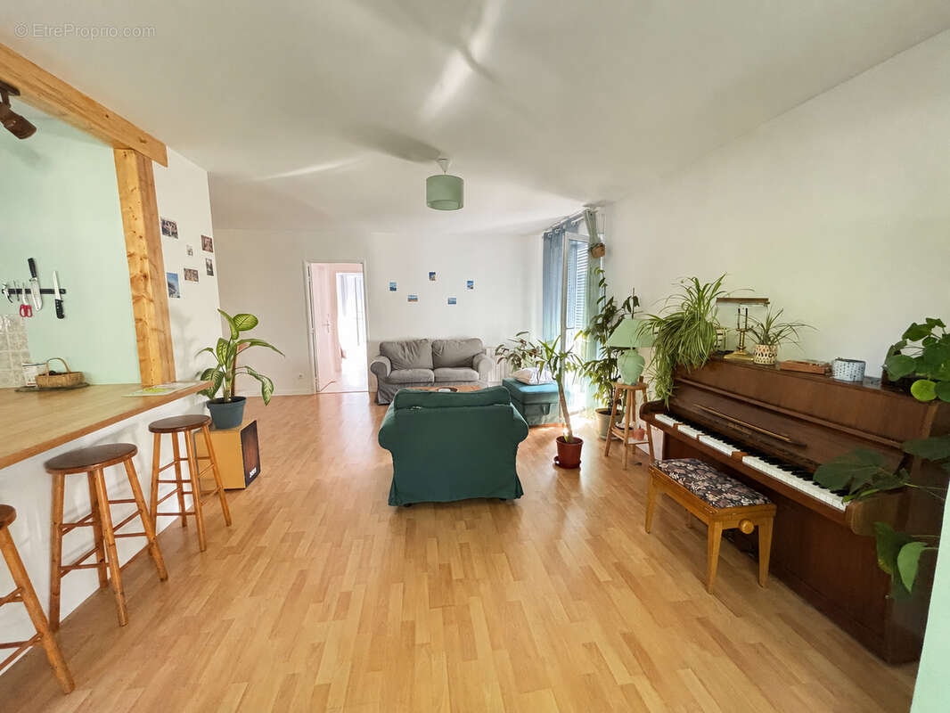 Appartement à LA RICHE