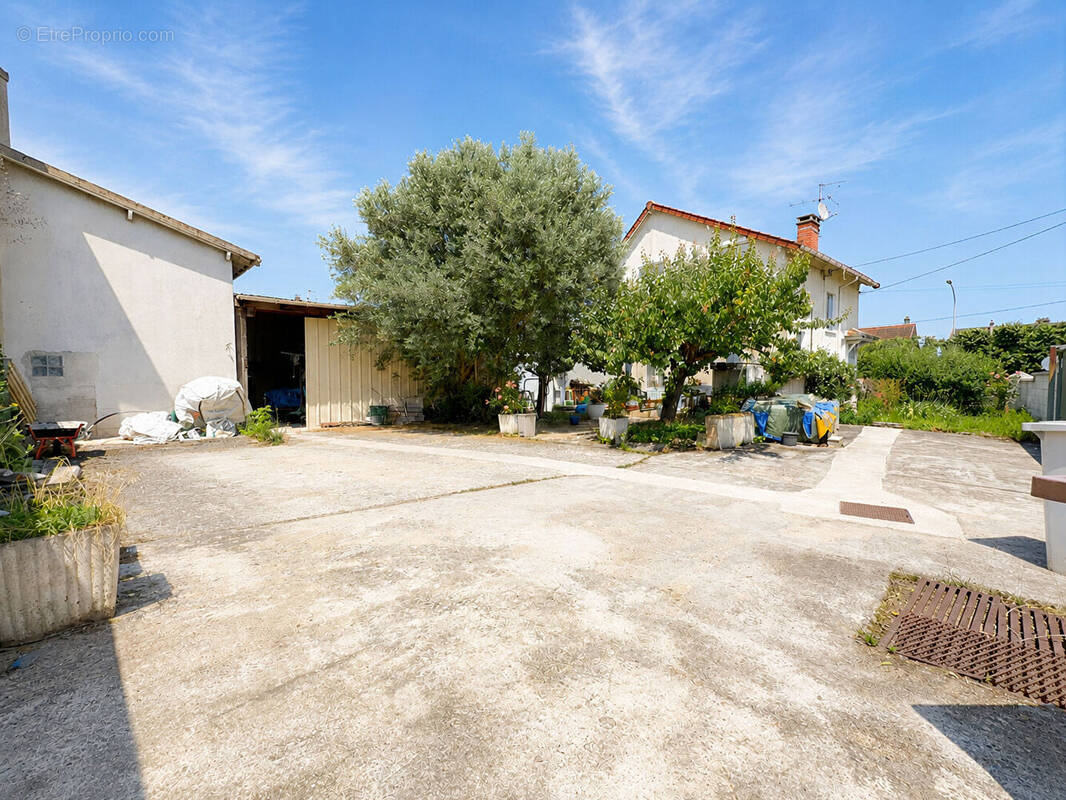 Maison à RIS-ORANGIS