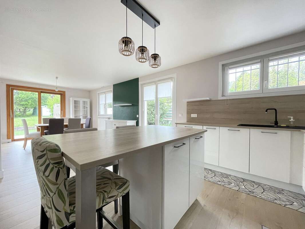 Maison 149 m² à Chatelguyon  - photo 2