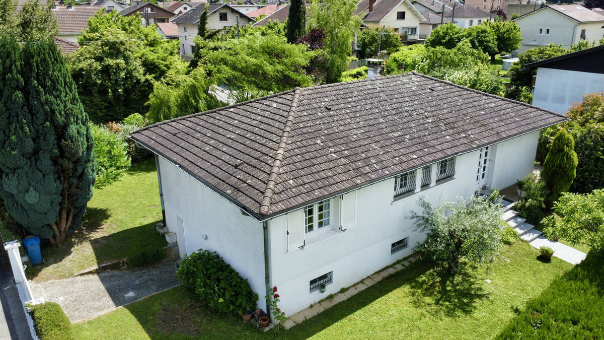 Maison à VILLARD-BONNOT