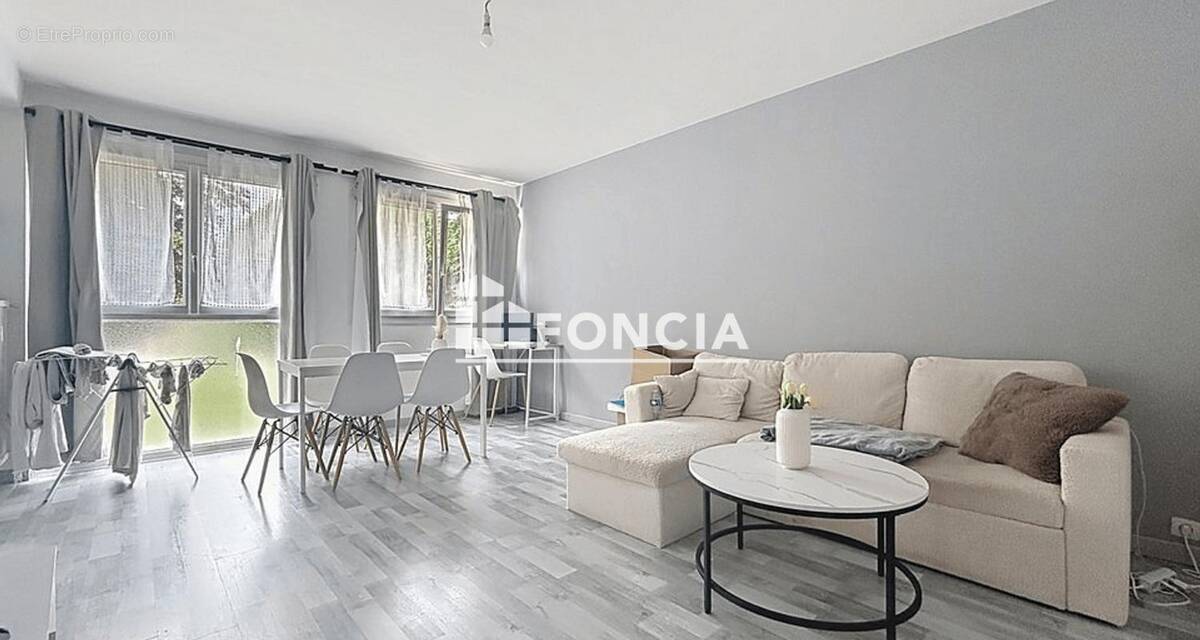 Appartement à HEROUVILLE-SAINT-CLAIR