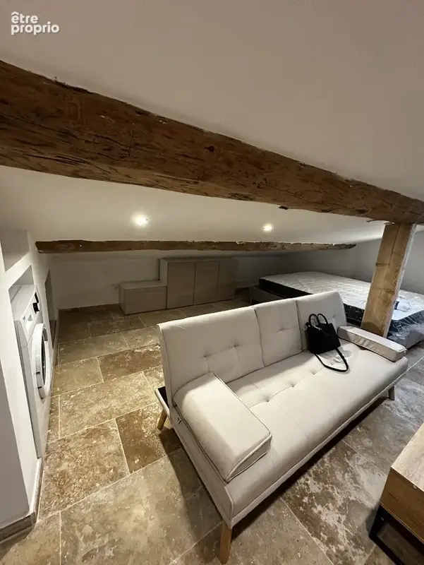 Appartement 13 m² à Lambesc  - photo 2