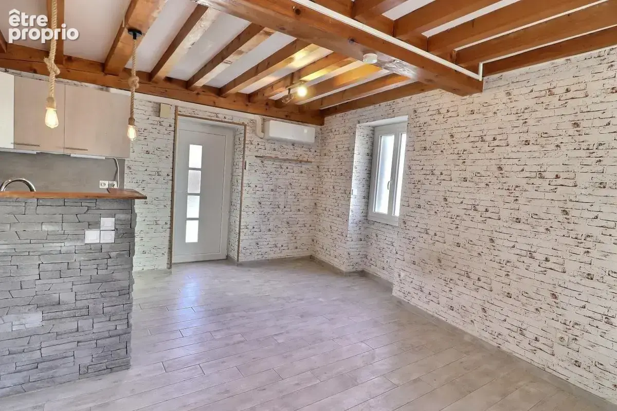Maison T3 centre village - Terrain de 140m2 - photo 8