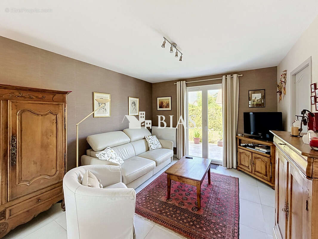 Maison 91 m² à Caudebec-Les-Elbeuf  - photo 4