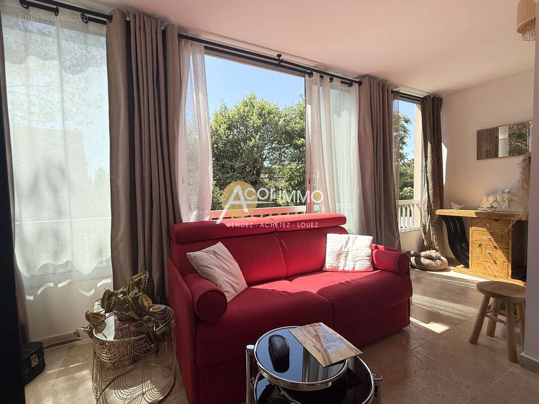 Appartement à SANARY-SUR-MER