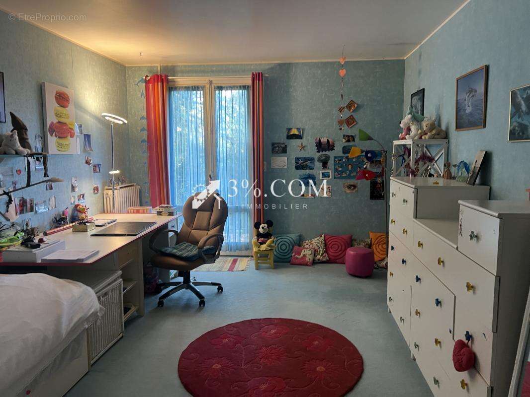 3%. com immobilier à  poitiers - photo 17