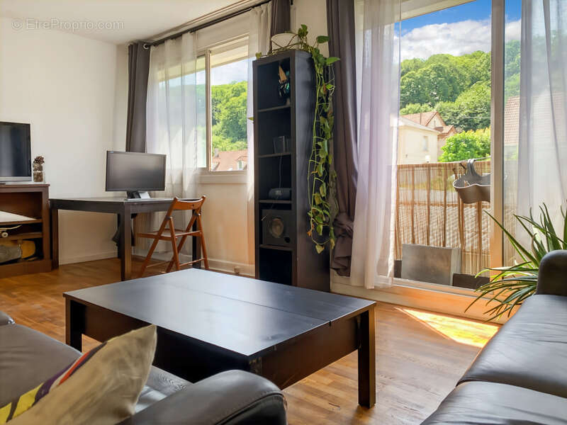 Dpt Yvelines (78), à vendre SAINT CYR L'ECOLE appartement T4 de 74 m² - photo 3