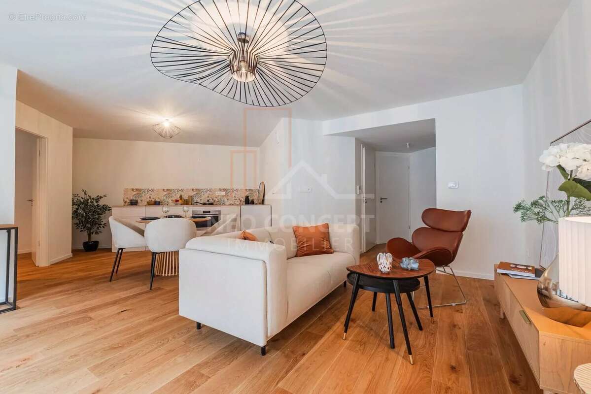 STRASBOURG – QUAI OUEST  Appartement 3 pièces  66,30 m²  Terrasse  Garage + parking - photo 2