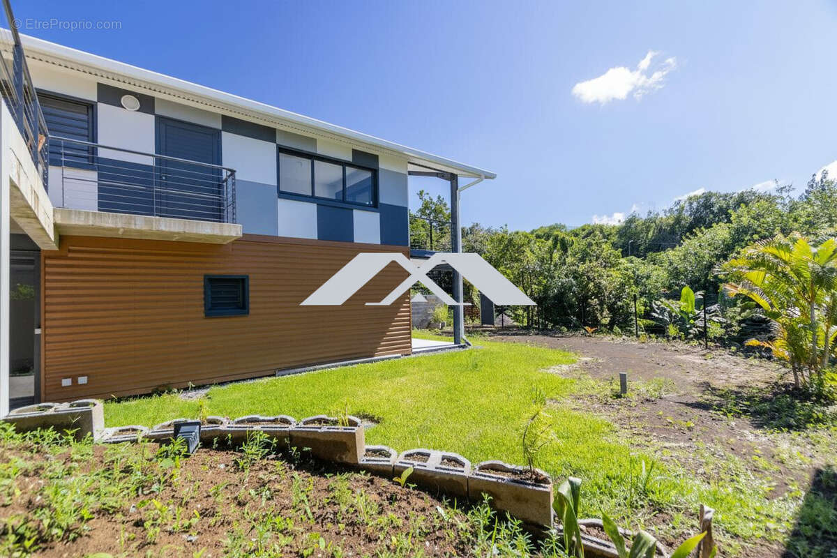 Maison à SAINT-JOSEPH