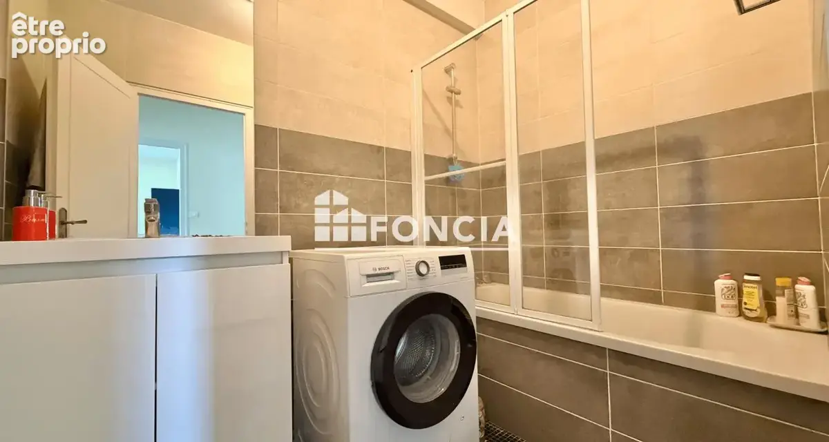 LA ROCHE-SUR-FORON CENTRE : Appartement T2 + garage + cave - photo 14