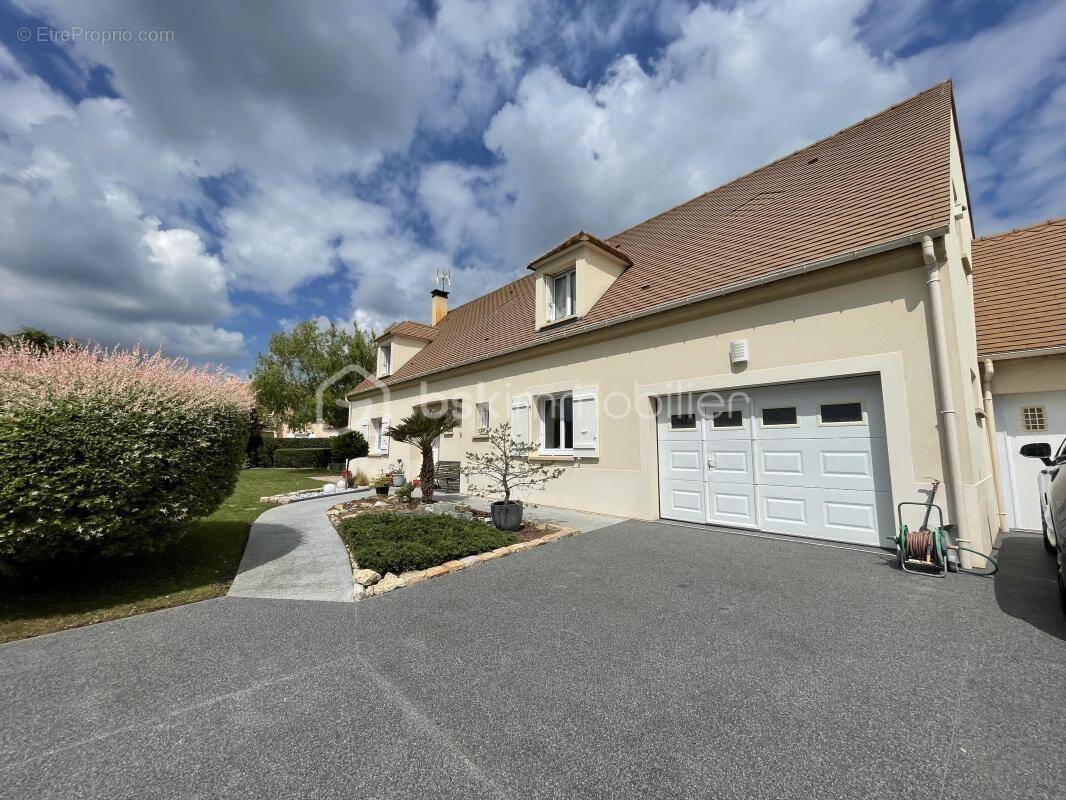 Maison à BOIS-LE-ROI