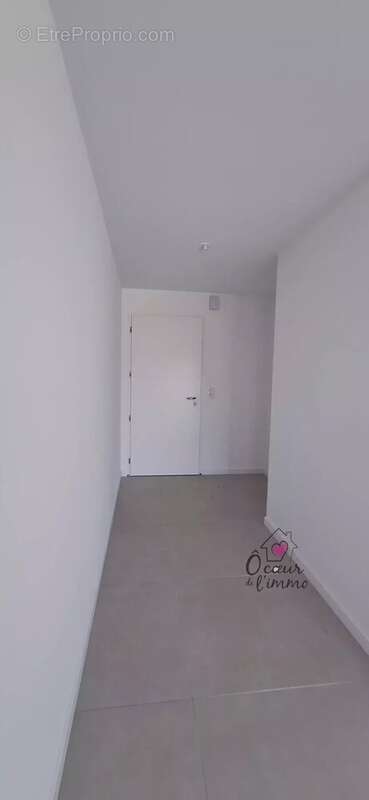 Maison à SAINT-MACAIRE-EN-MAUGES