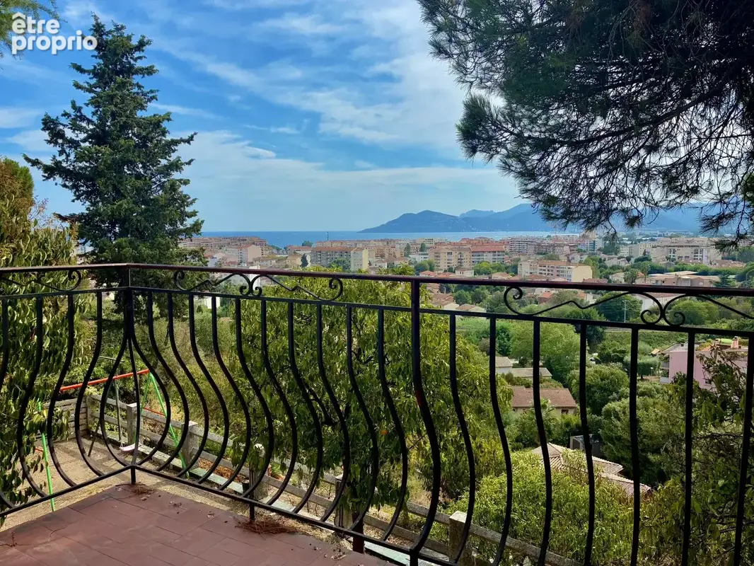 Maison à CANNES