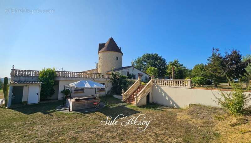 Propriété sur Domaine autour d'un moulin rénové dans le Gers - Gite et maison d'hotes COURRENSAN (32) - photo 13