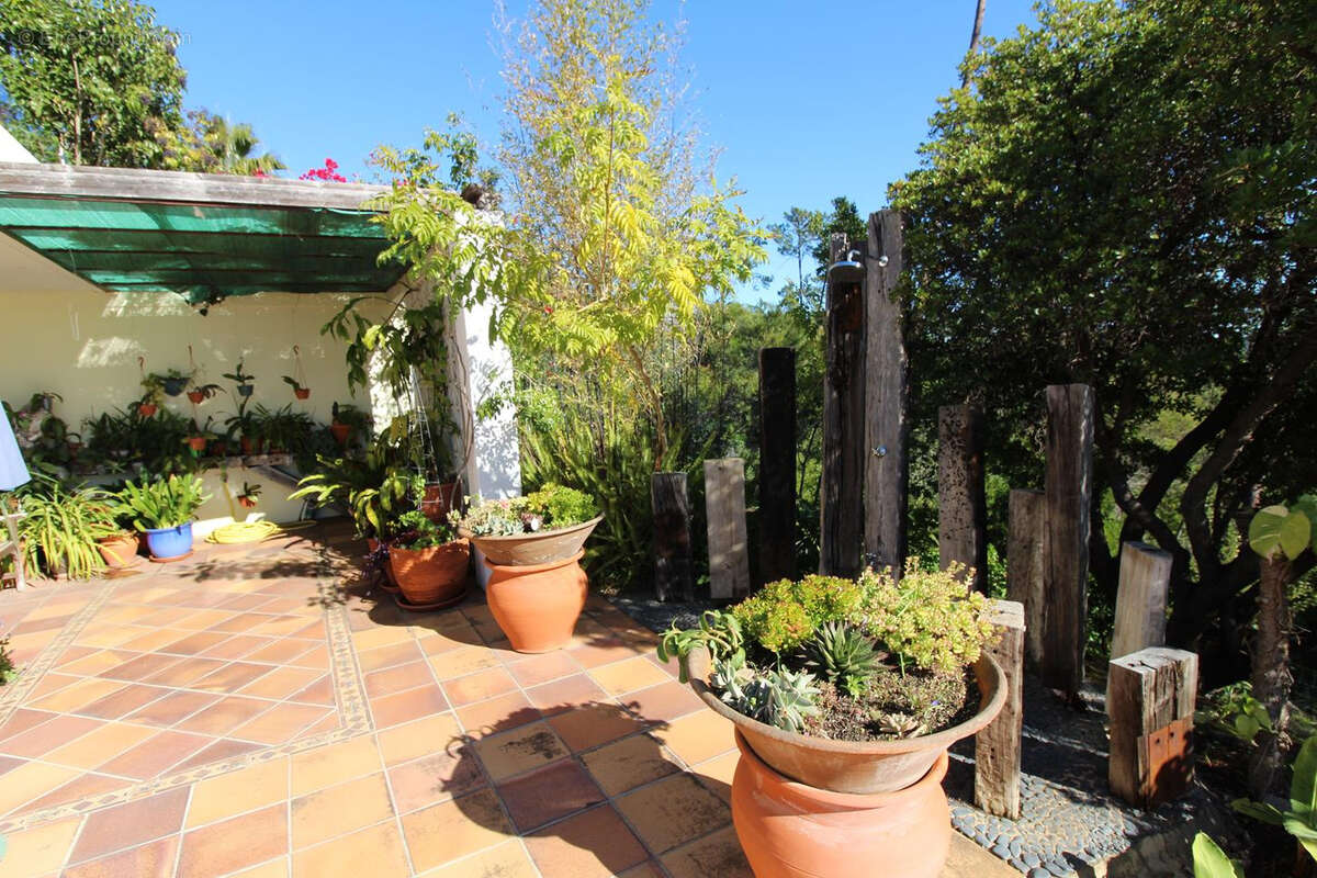Maison à LES HERBIERS