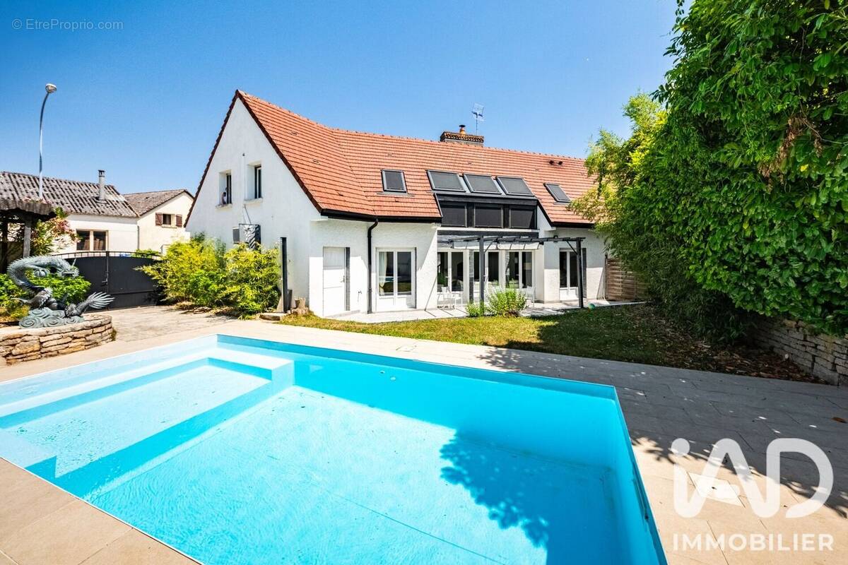 Photo 1 - Maison à VAROIS-ET-CHAIGNOT