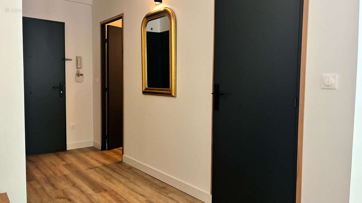 Appartement à MARSEILLE-8E