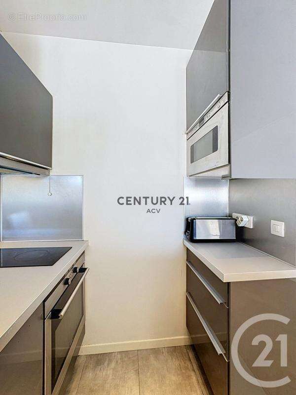 Appartement 25 m² à Saint-Maurice  - photo 9