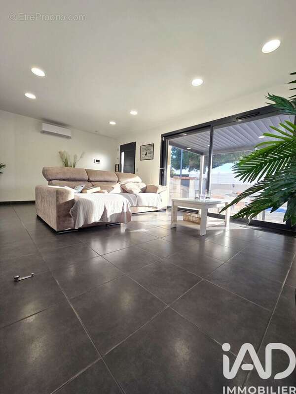 Photo 5 - Maison à PIA