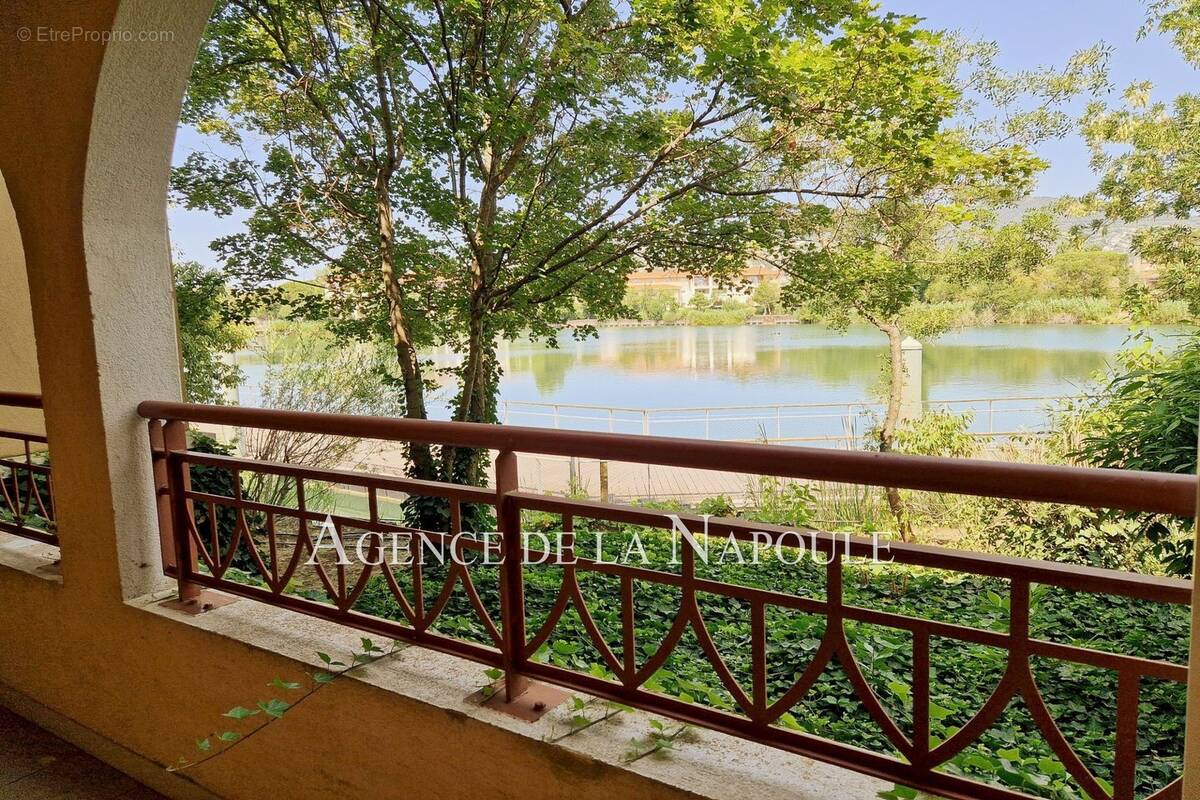 Appartement à MANDELIEU-LA-NAPOULE