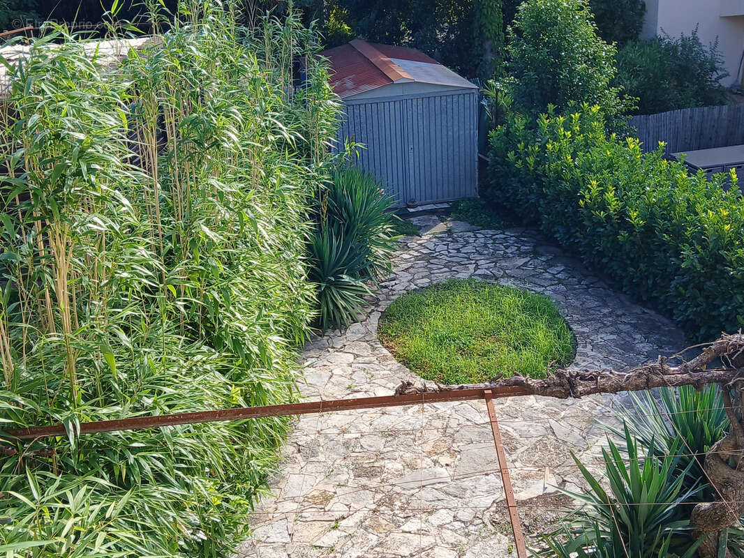 Appartement à SAINT-CHRISTOL-LES-ALES