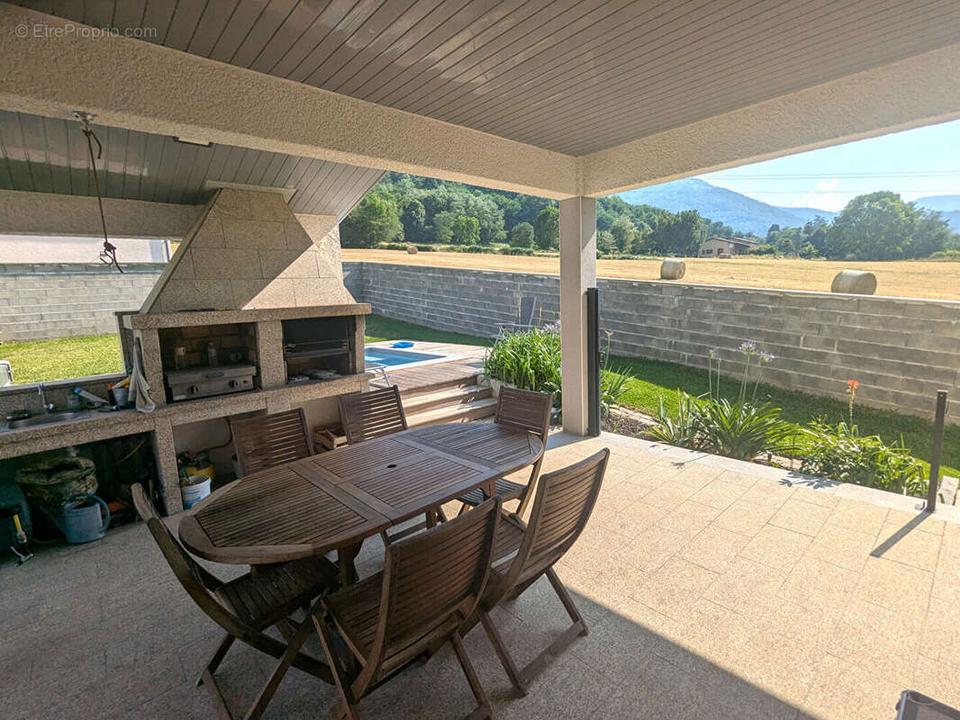 Maison de vie familiale confortable sans travaux avec jardin et piscine à Foix -  116 m2 - photo 15