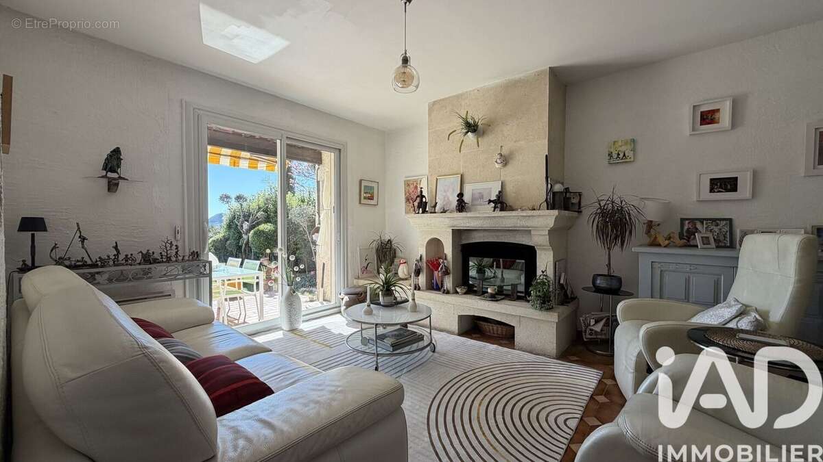 Photo 6 - Maison à VELAUX