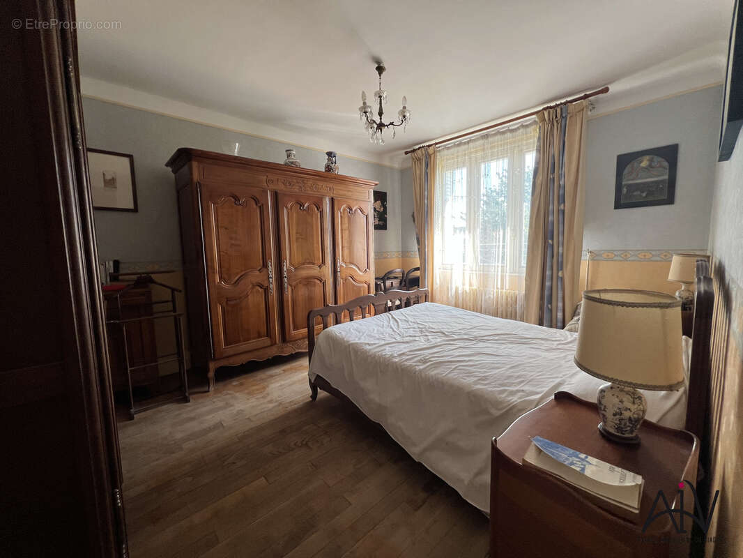 Maison à SAVIGNY-SUR-ORGE