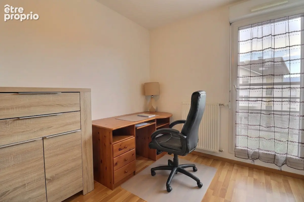 Appartement T3 avec terrasse, cave et garage - photo 7