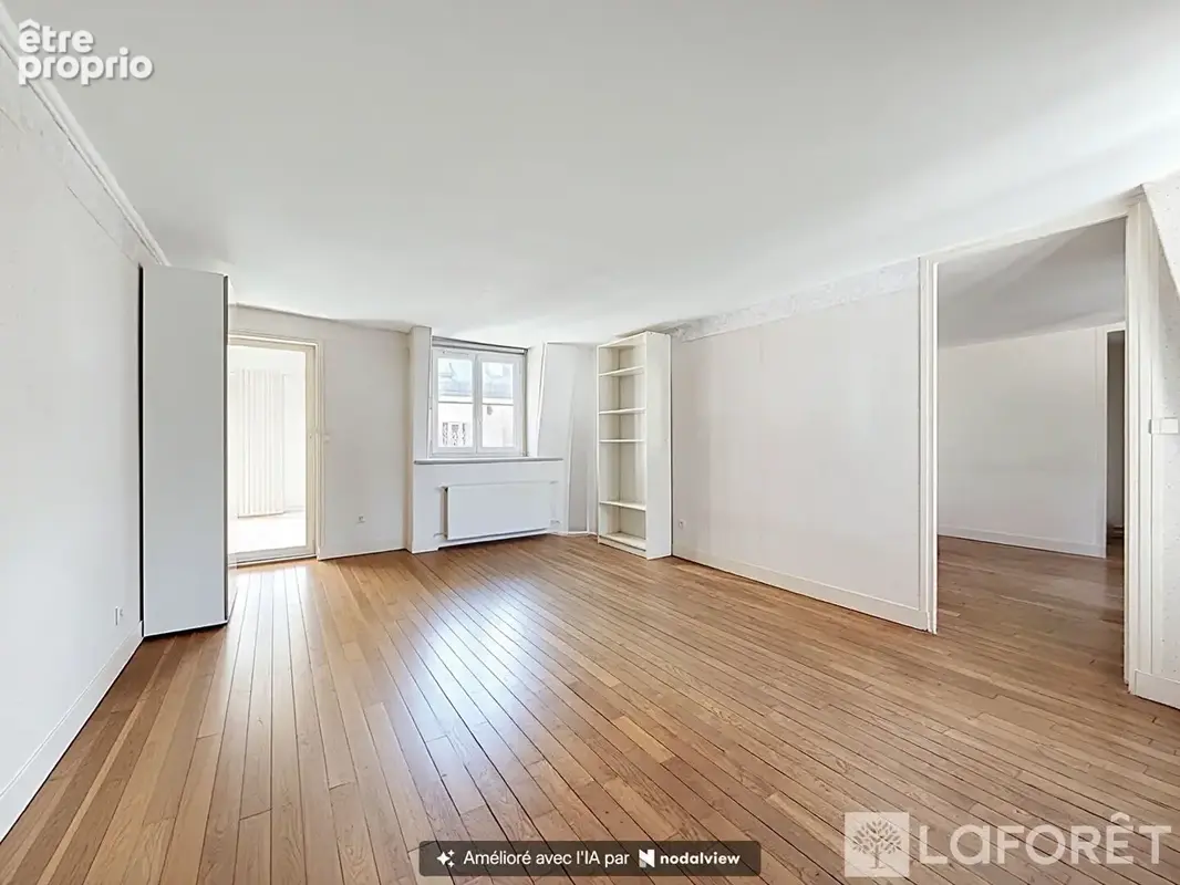 Appartement à PARIS-2E