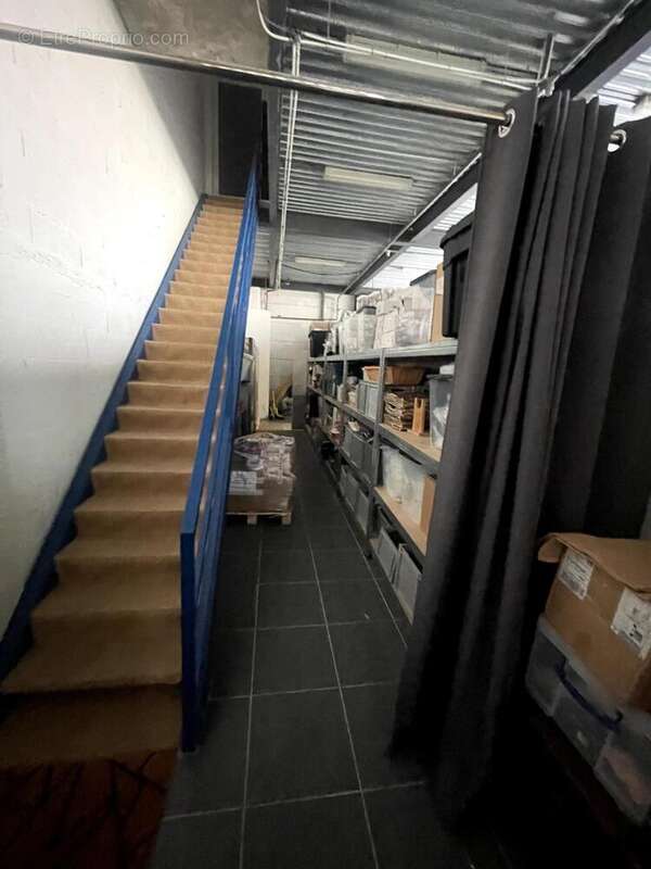 Photo 6 - Commerce à LE LAVANDOU