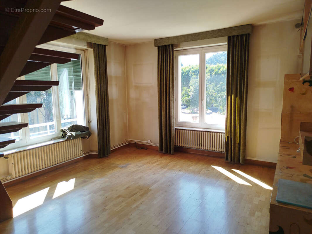 Appartement Digne Les Bains 5 pièce(s) 120 m2 - photo 2
