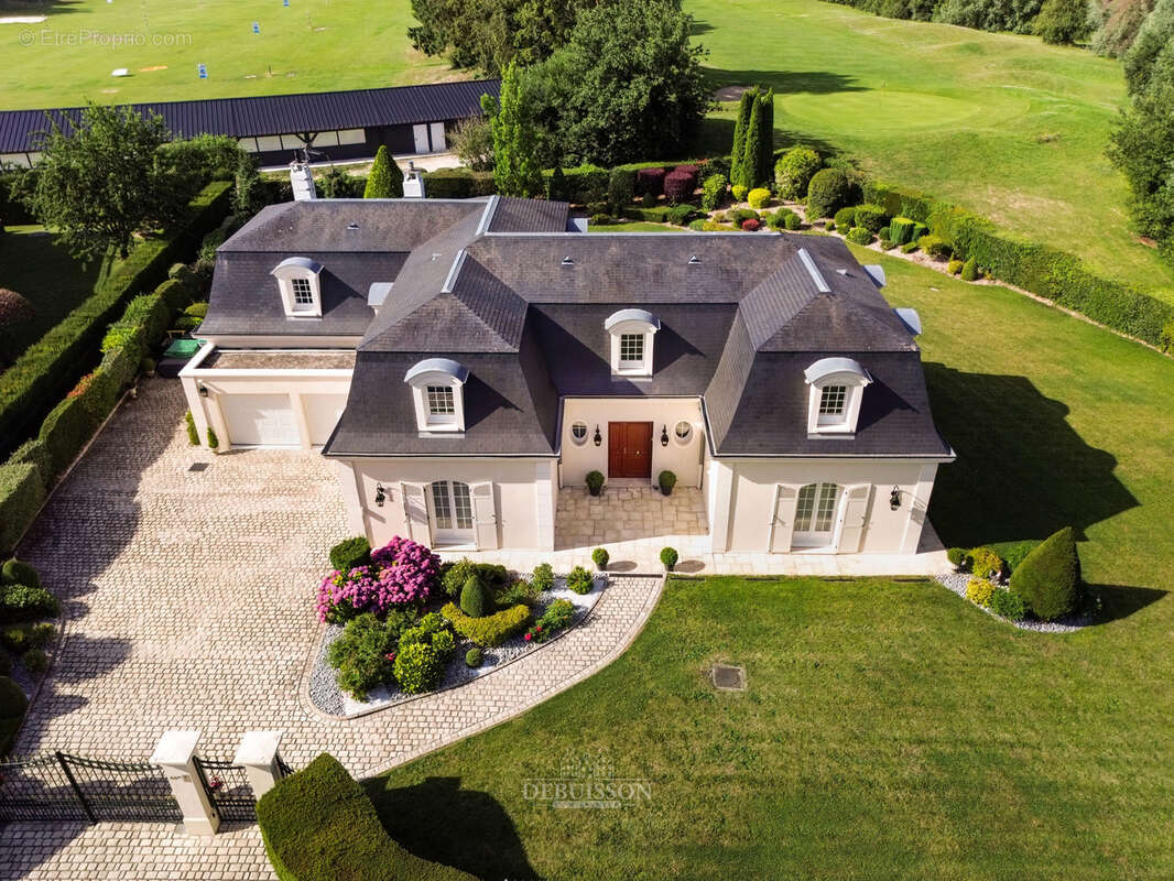 Maison à ANZIN-SAINT-AUBIN