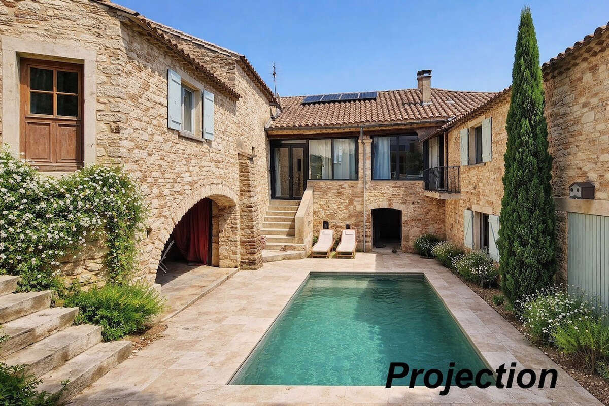 Maison à UZES