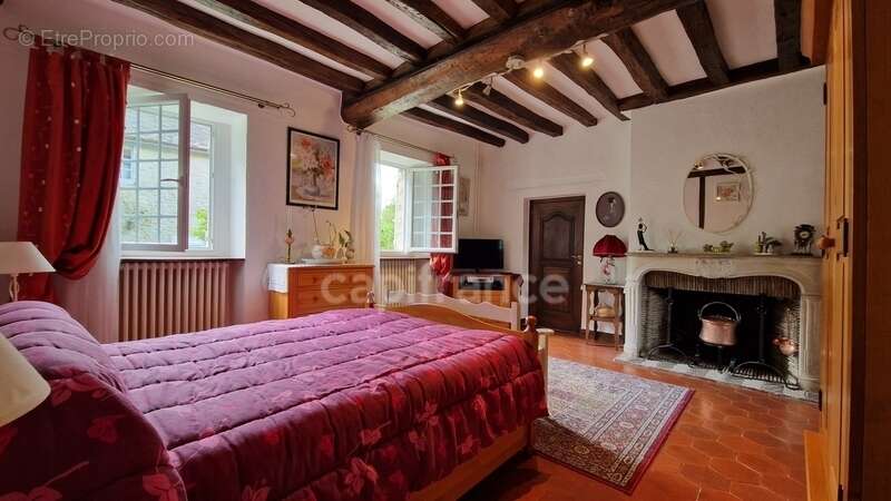 Dpt Essonne (91), à vendre proche de Méréville propriété 8 pièces avec maisonnette, jardin clos, cave et garage - photo 8