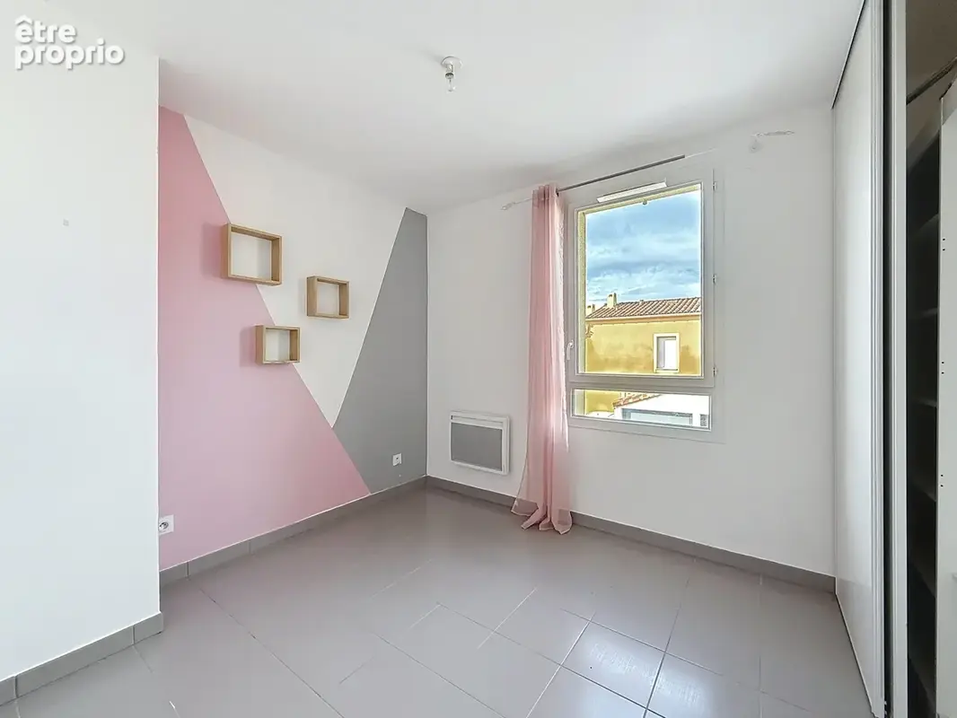 Maison avec parking et jardin - Résidence calme - photo 10