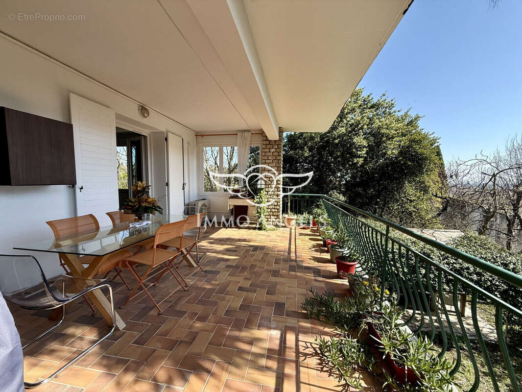 Appartement à NIMES