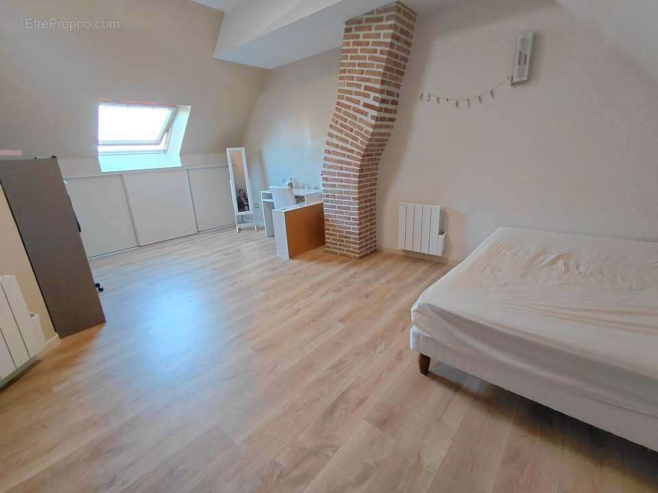 is20 - Maison à LANCHERES