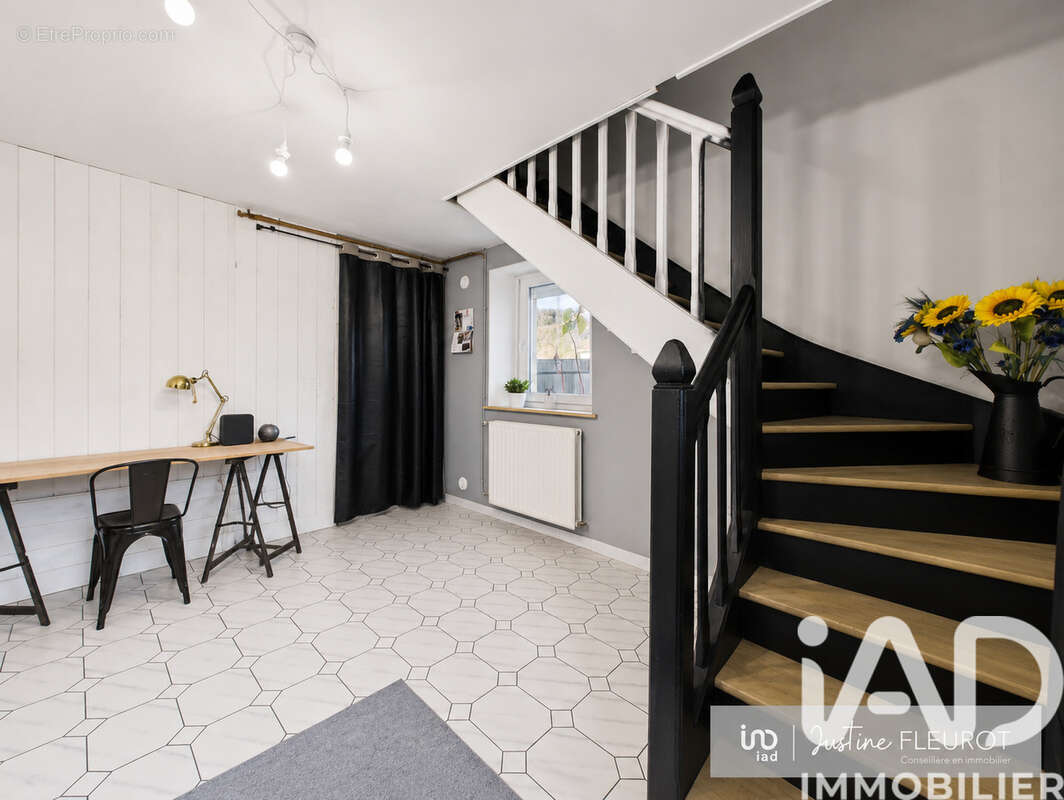 Maison 199 m² à Le Val-D'ajol  - photo 2