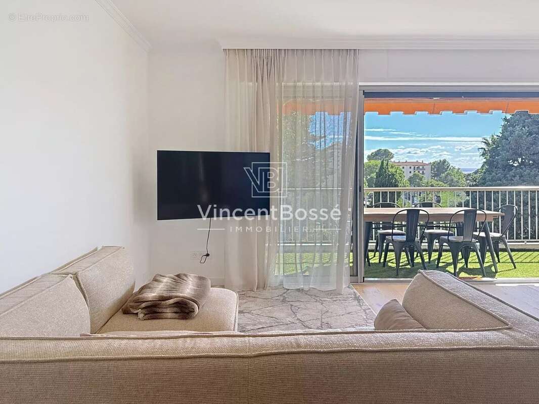 Appartement à LE CANNET