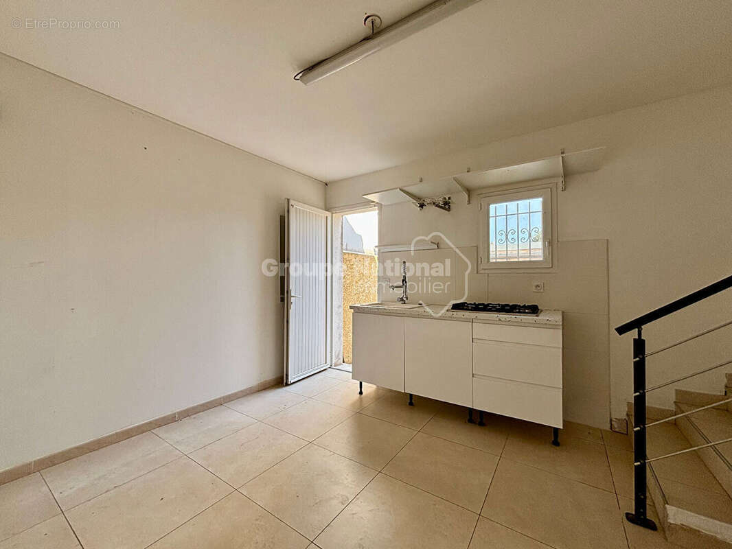 Maison à SAINT-LAURENT-D&#039;AIGOUZE